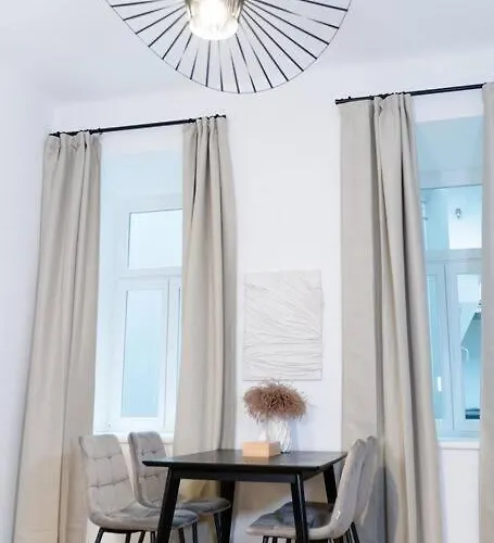 Zentrale & Ruhige 2 - 42m² * Відень